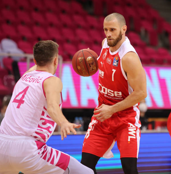 主帅伊梅 主帅伊梅