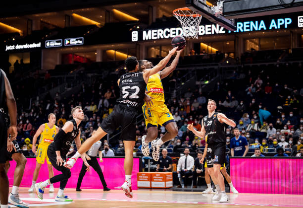 与其称居莱 与其称居莱